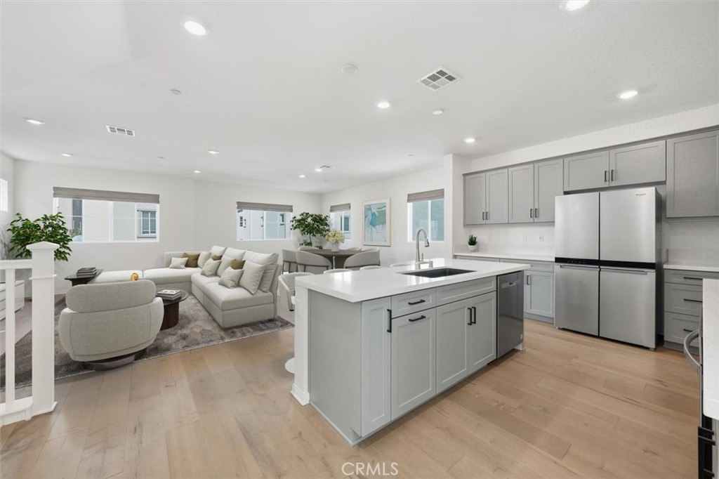 27656 S Grandview Way