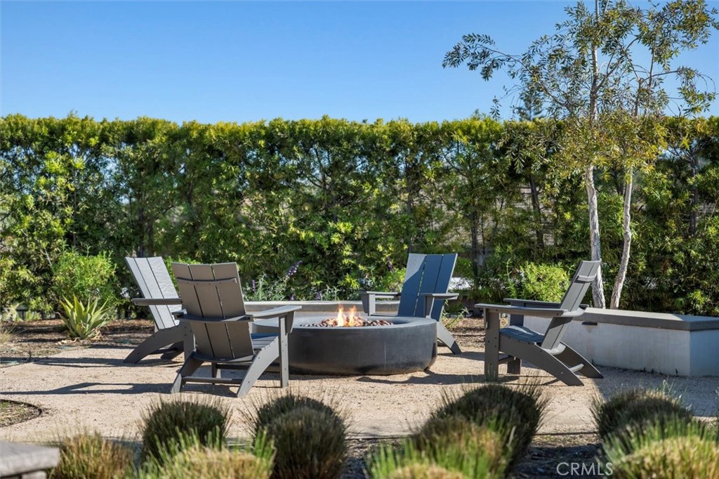 27656 S Grandview Way