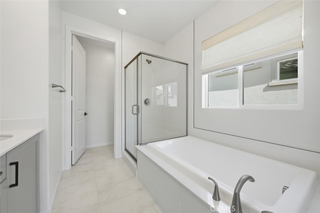 27656 S Grandview Way