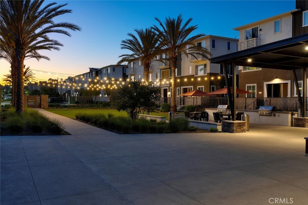 27656 S Grandview Way