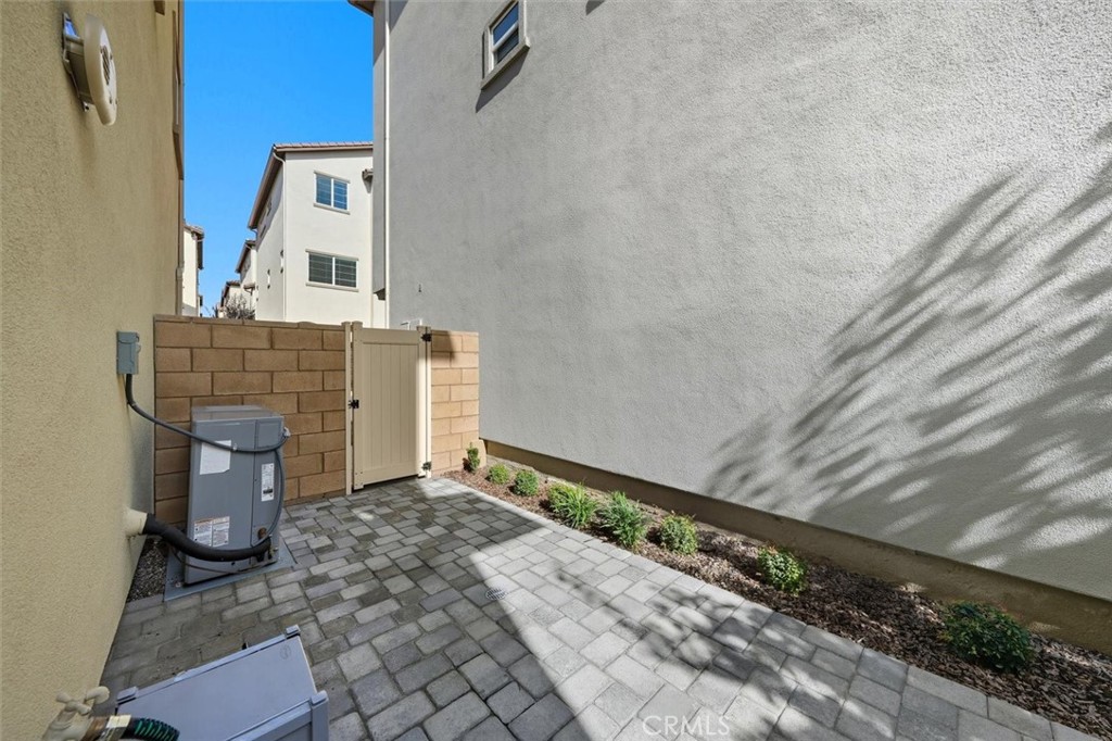 27656 S Grandview Way