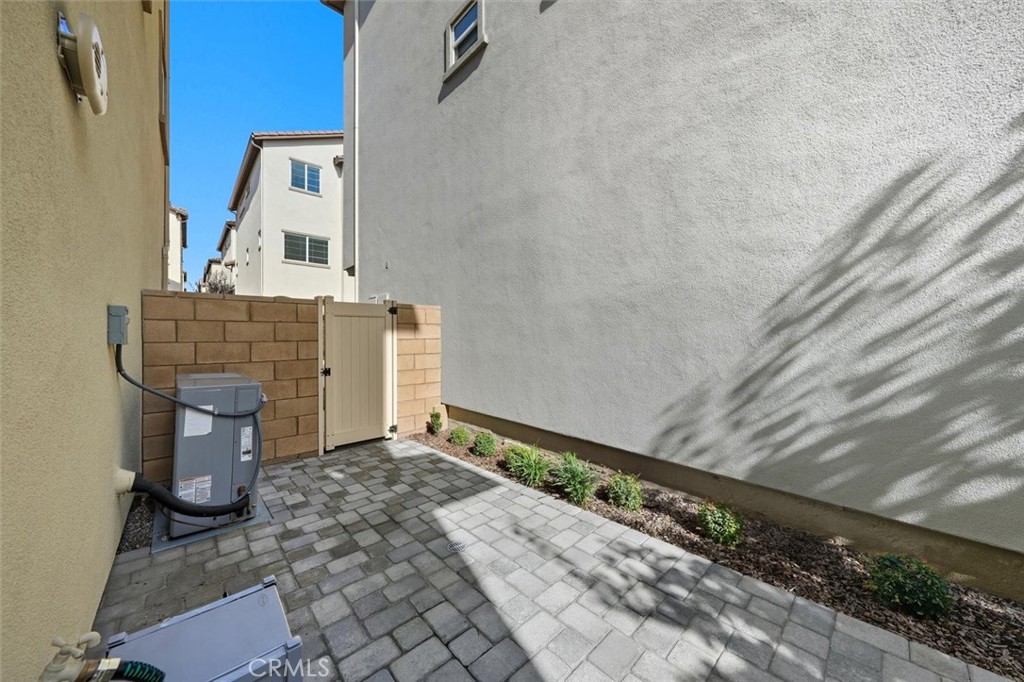27656 S Grandview Way