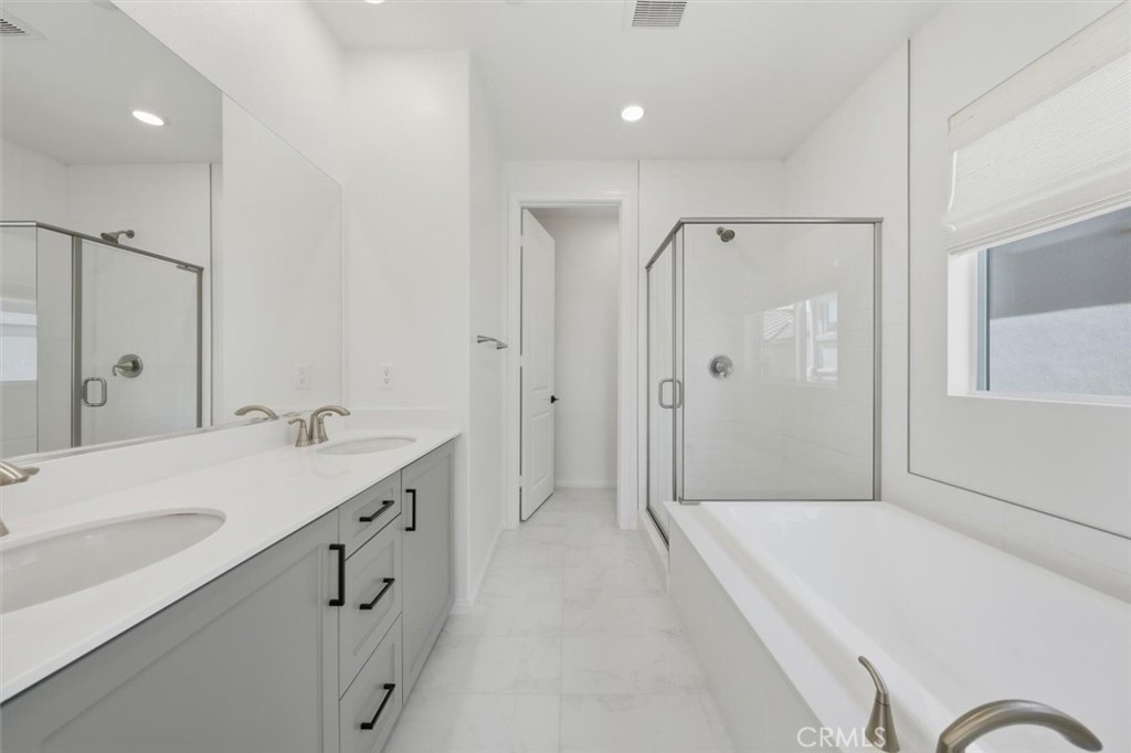 27656 S Grandview Way