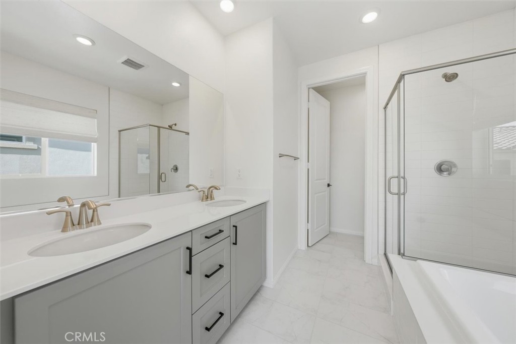 27656 S Grandview Way