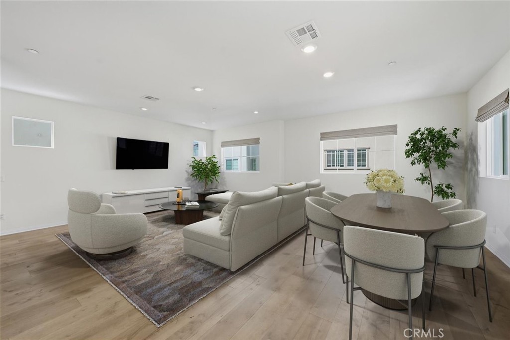 27656 S Grandview Way