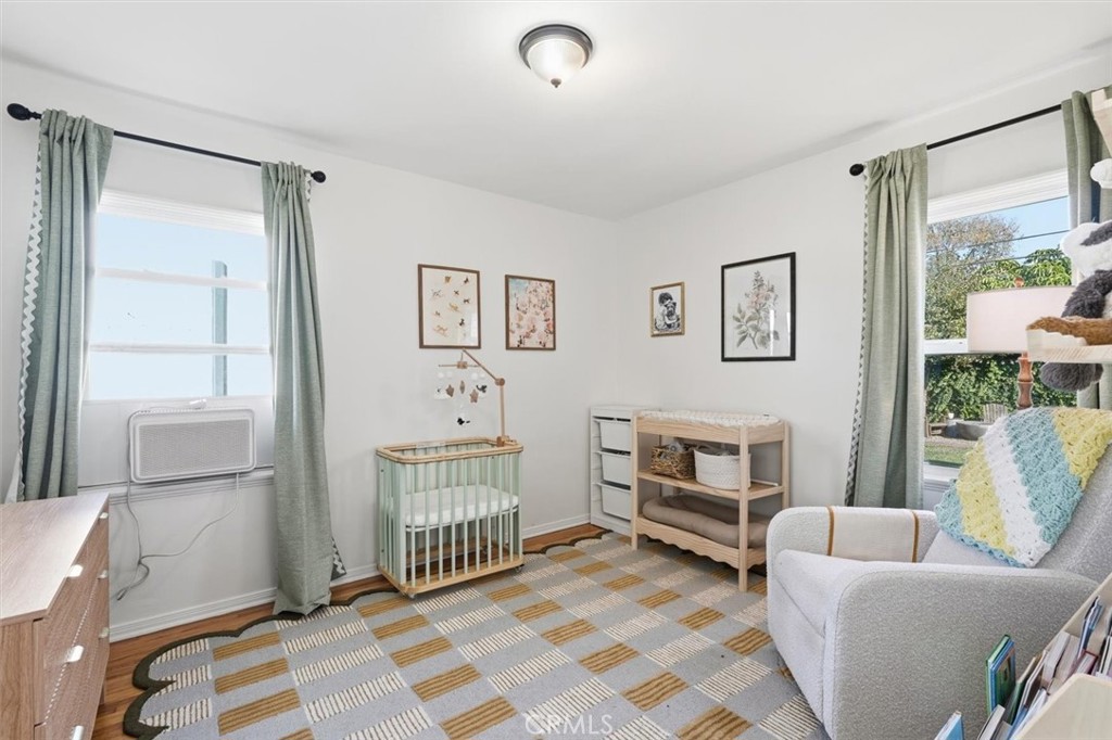 2324 Roycroft Avenue