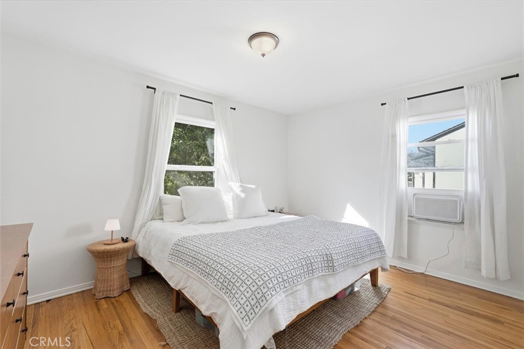 2324 Roycroft Avenue