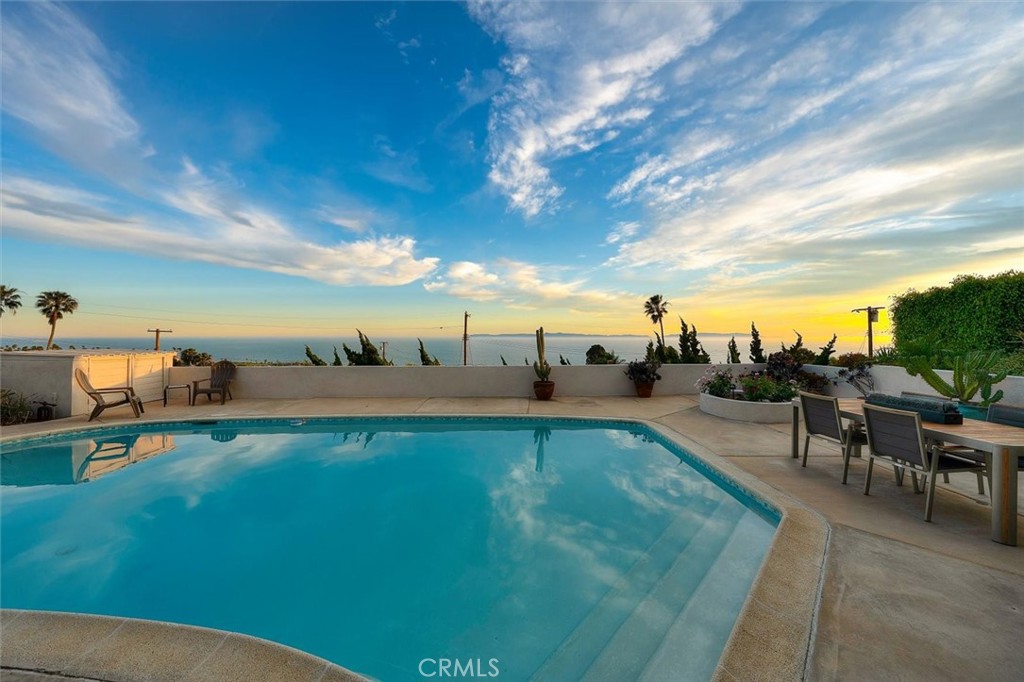 2225 Grenadier Drive