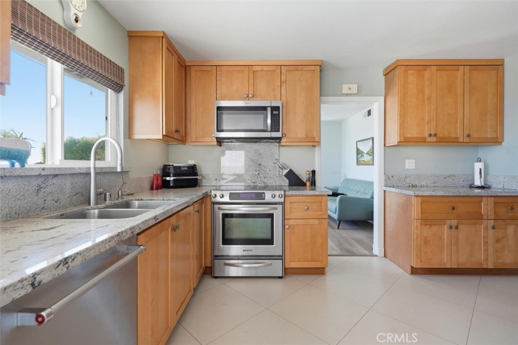 2225 Grenadier Drive