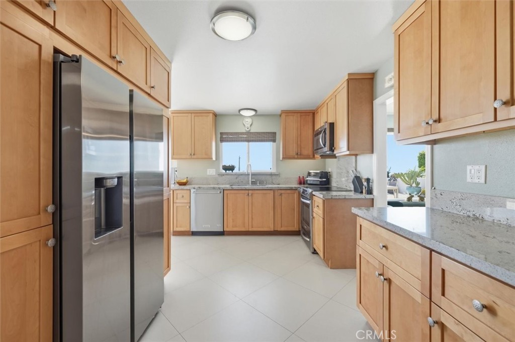 2225 Grenadier Drive