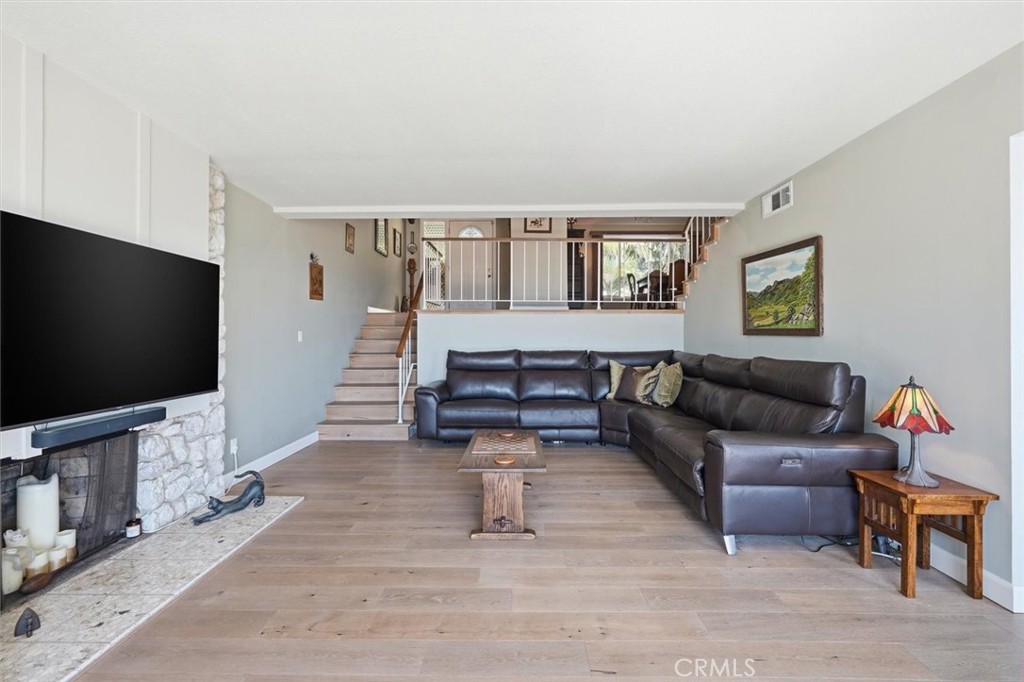 2225 Grenadier Drive