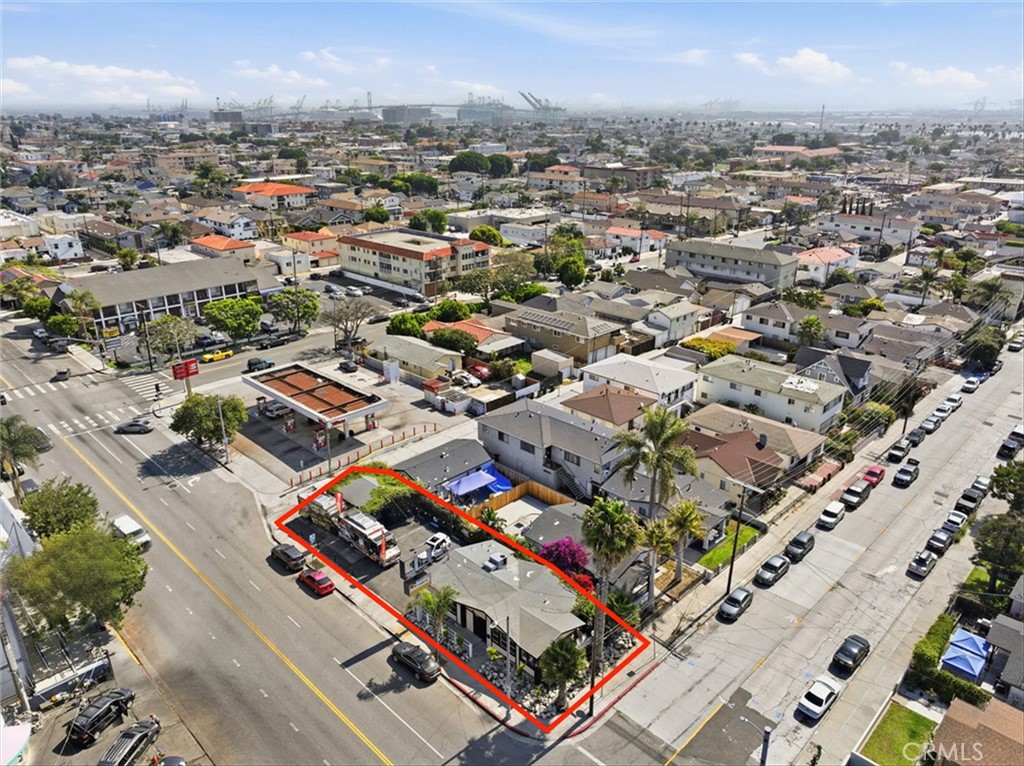 690 W 18th Street