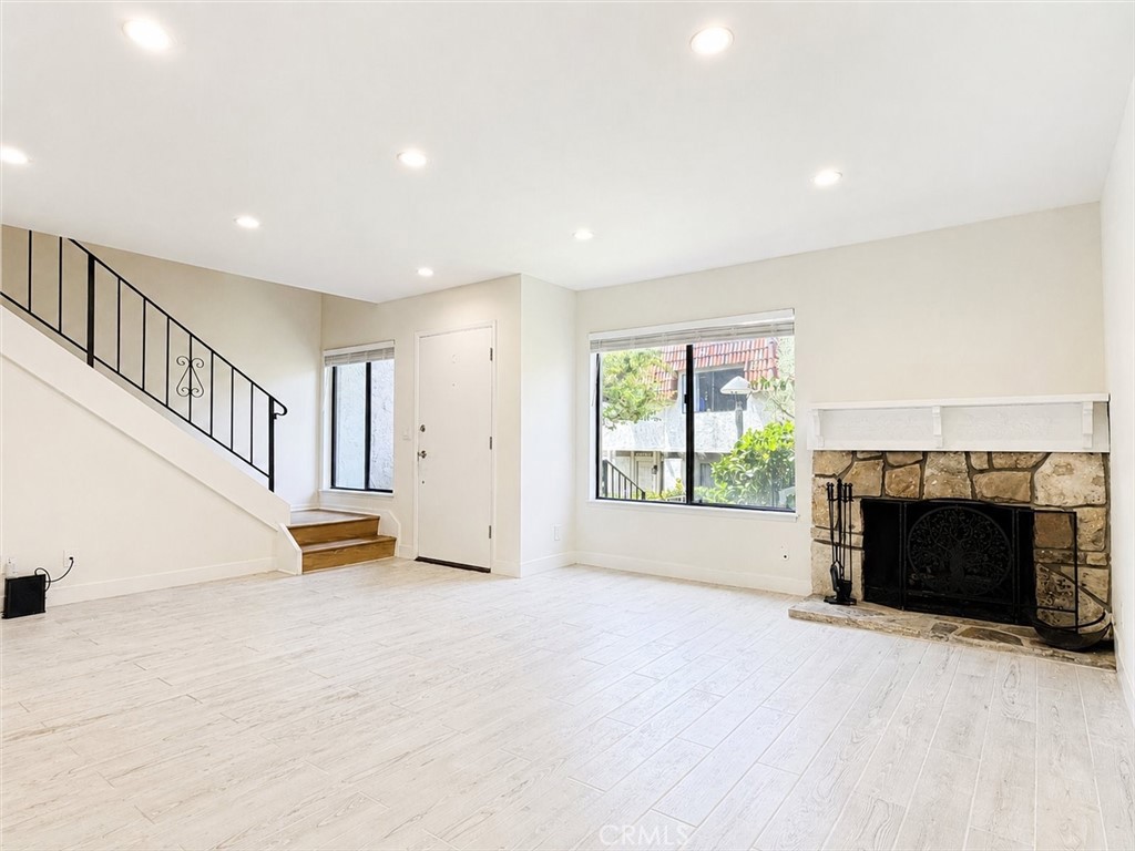 27943 Ridgebrook Court