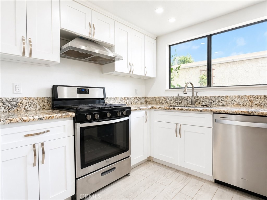27943 Ridgebrook Court