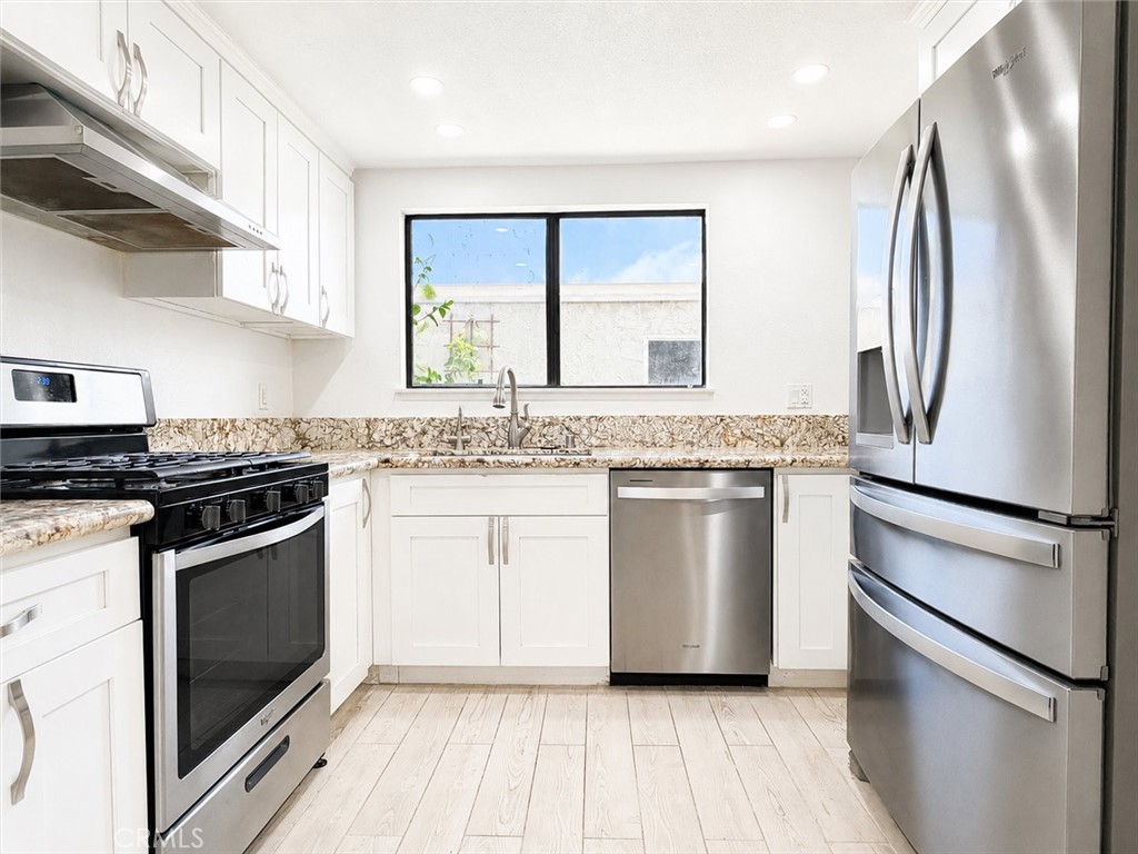 27943 Ridgebrook Court