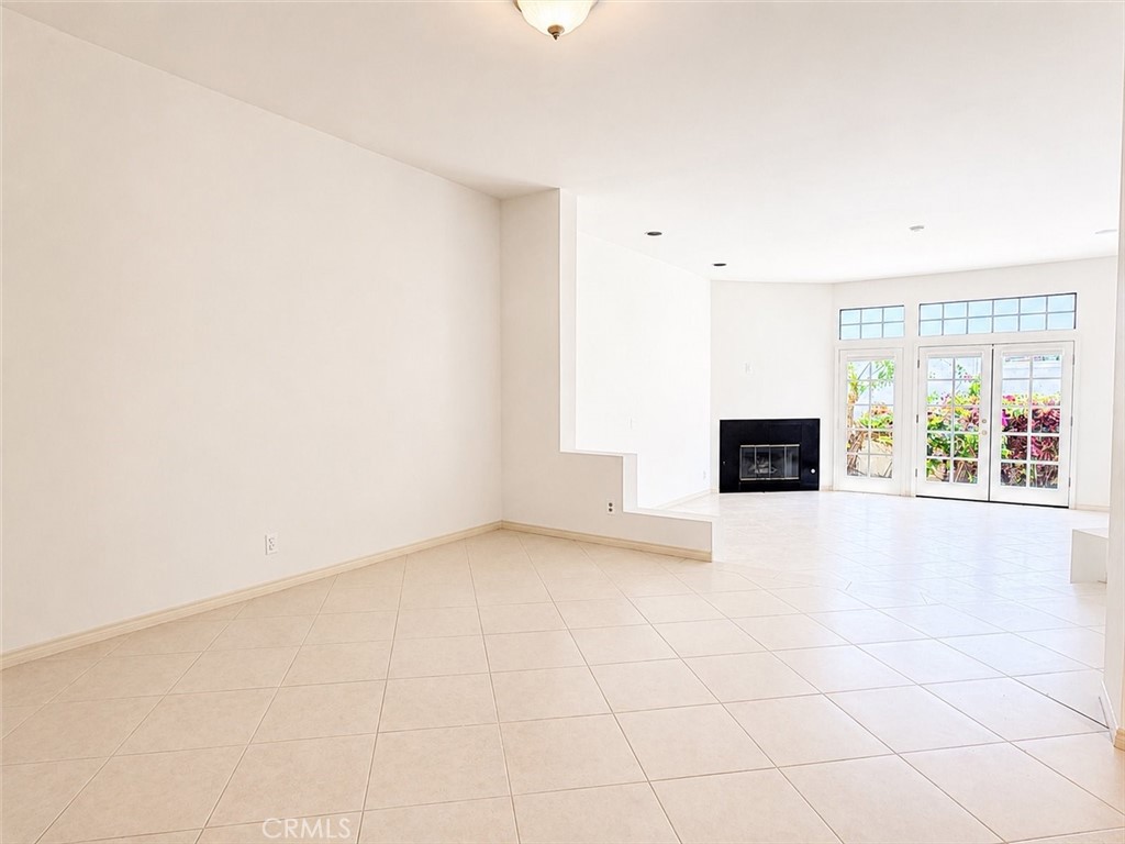 210 S Prospect Avenue 4
