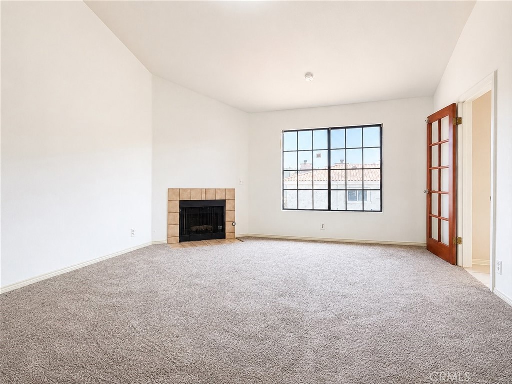 210 S Prospect Avenue 4
