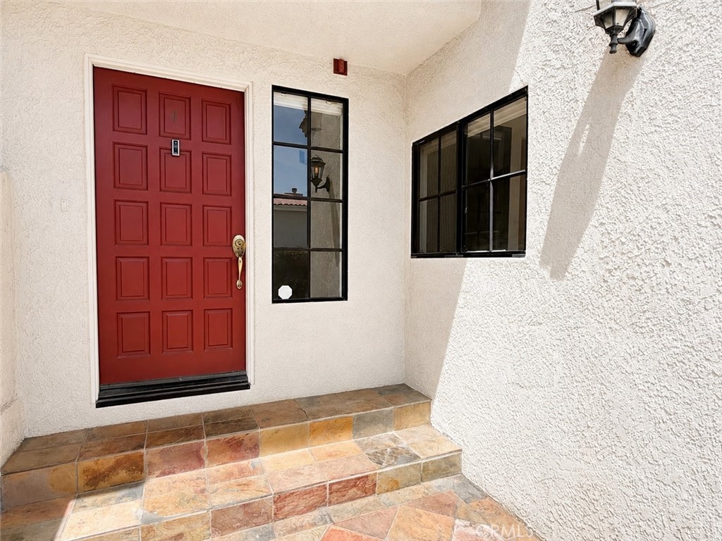 210 S Prospect Avenue 4