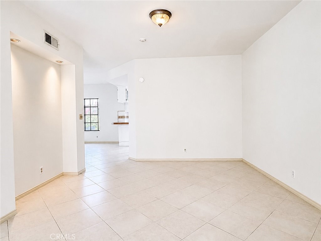 210 S Prospect Avenue 4