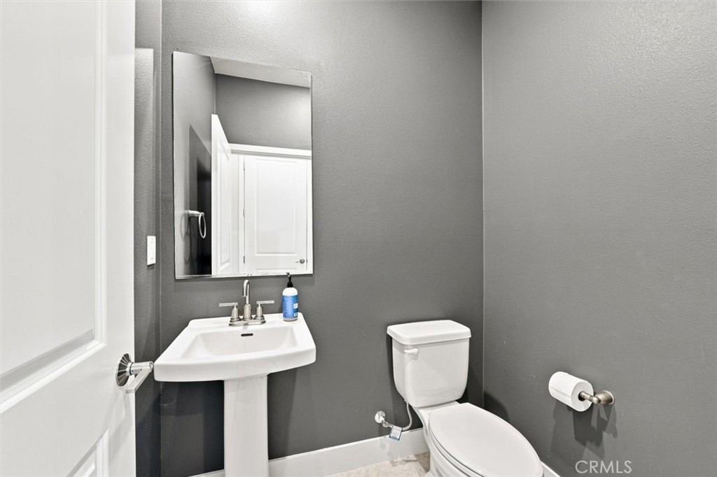 1692 W Enterprise Drive