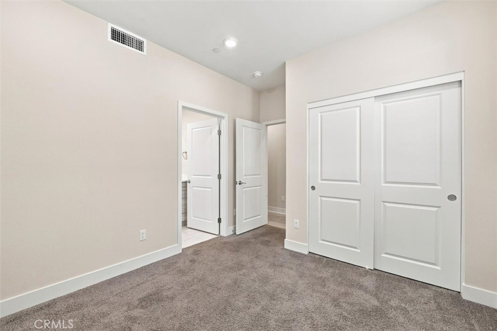 1692 W Enterprise Drive
