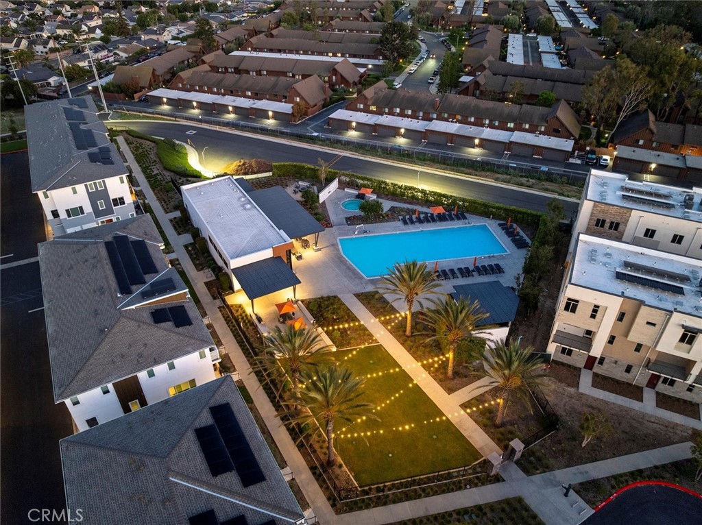 1692 W Enterprise Drive