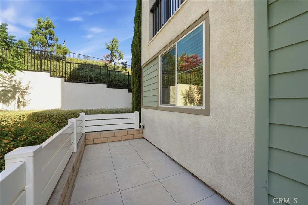 1692 W Enterprise Drive