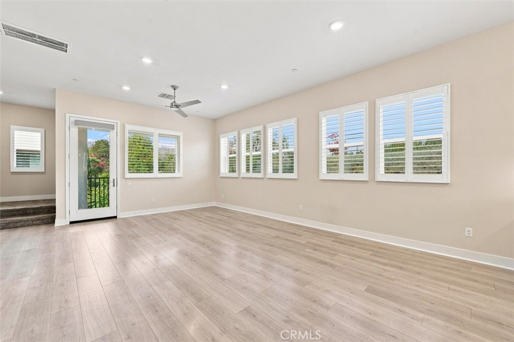 1692 W Enterprise Drive