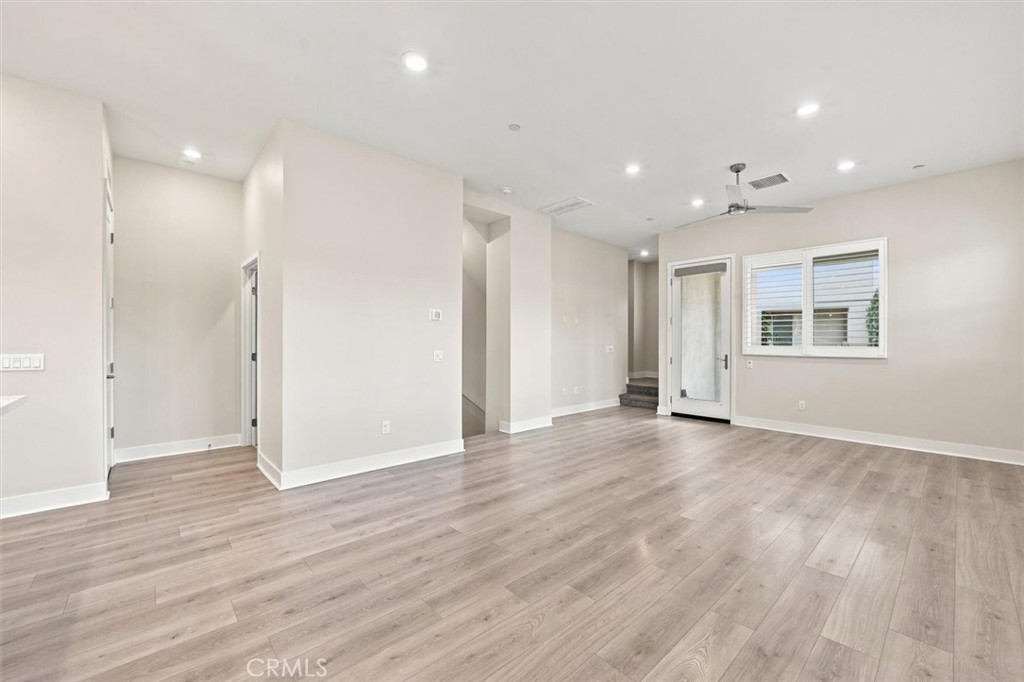 1692 W Enterprise Drive