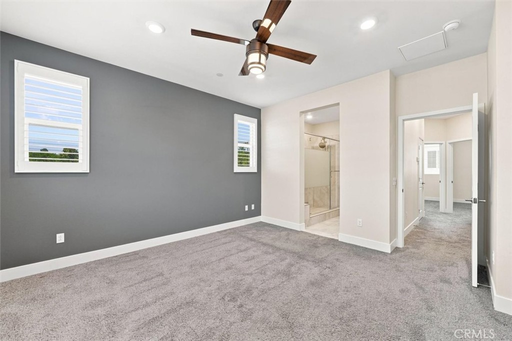 1692 W Enterprise Drive