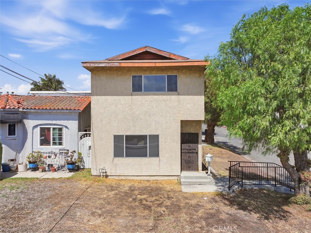 1402 W 1st Street San Pedro Ca Us 90732 Pv26202190