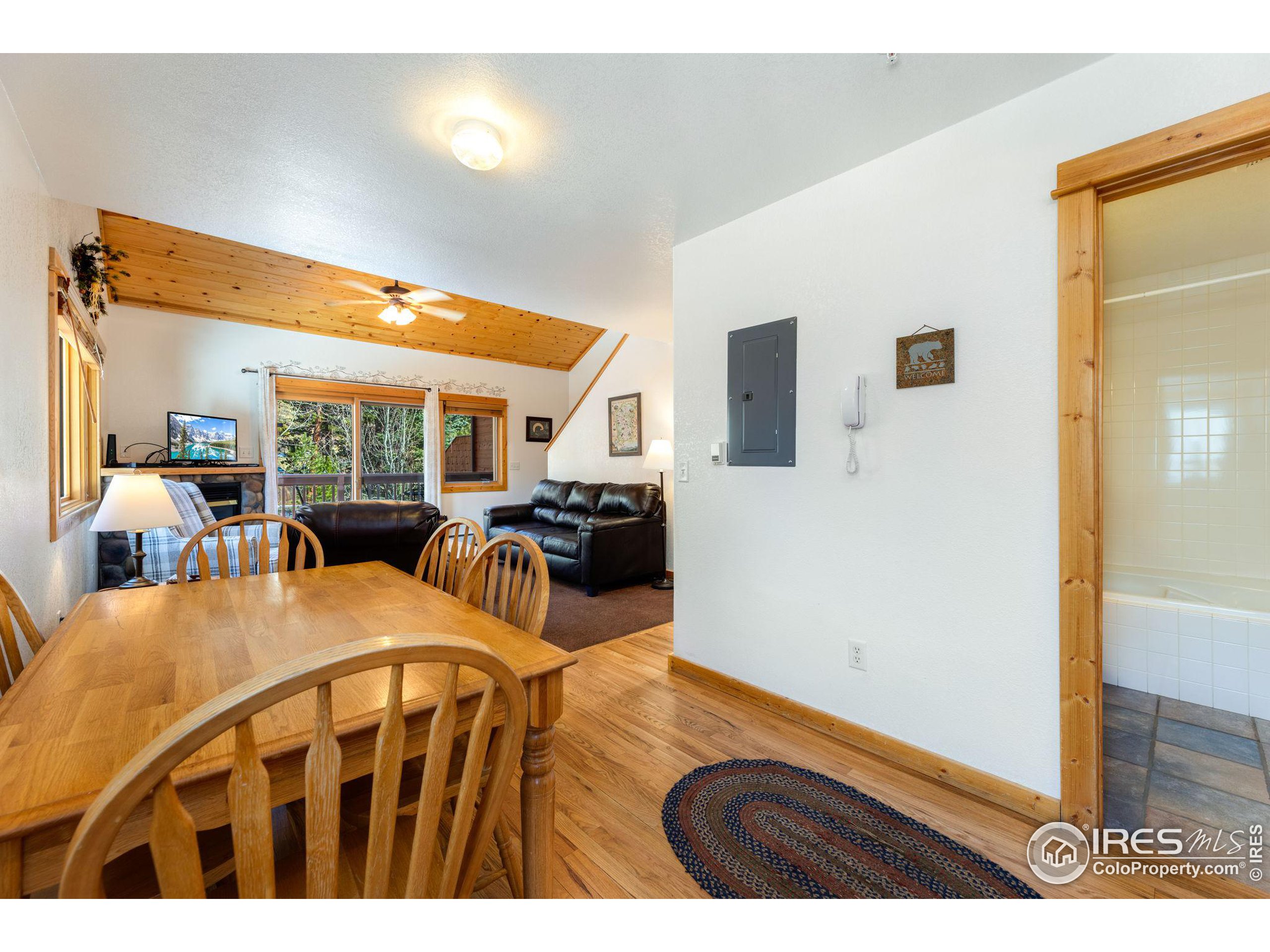 1516 Fish Hatchery Rd 7