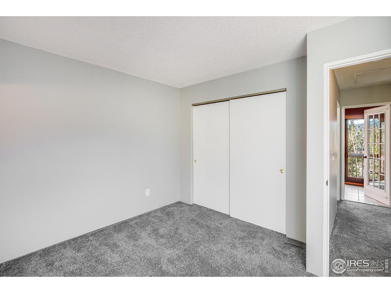 1050 S St Vrain Ave E-3