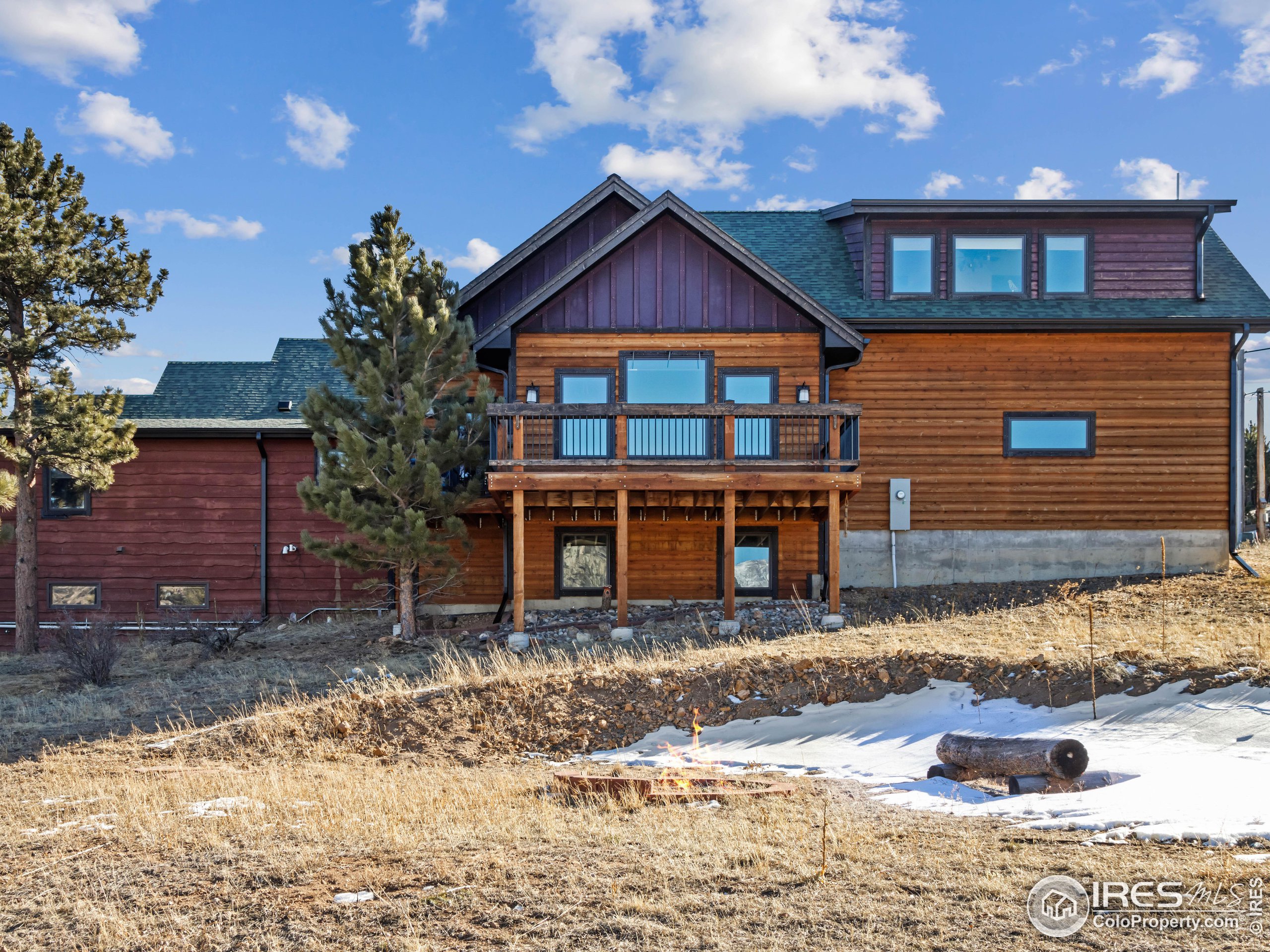 609 Whispering Pines Dr