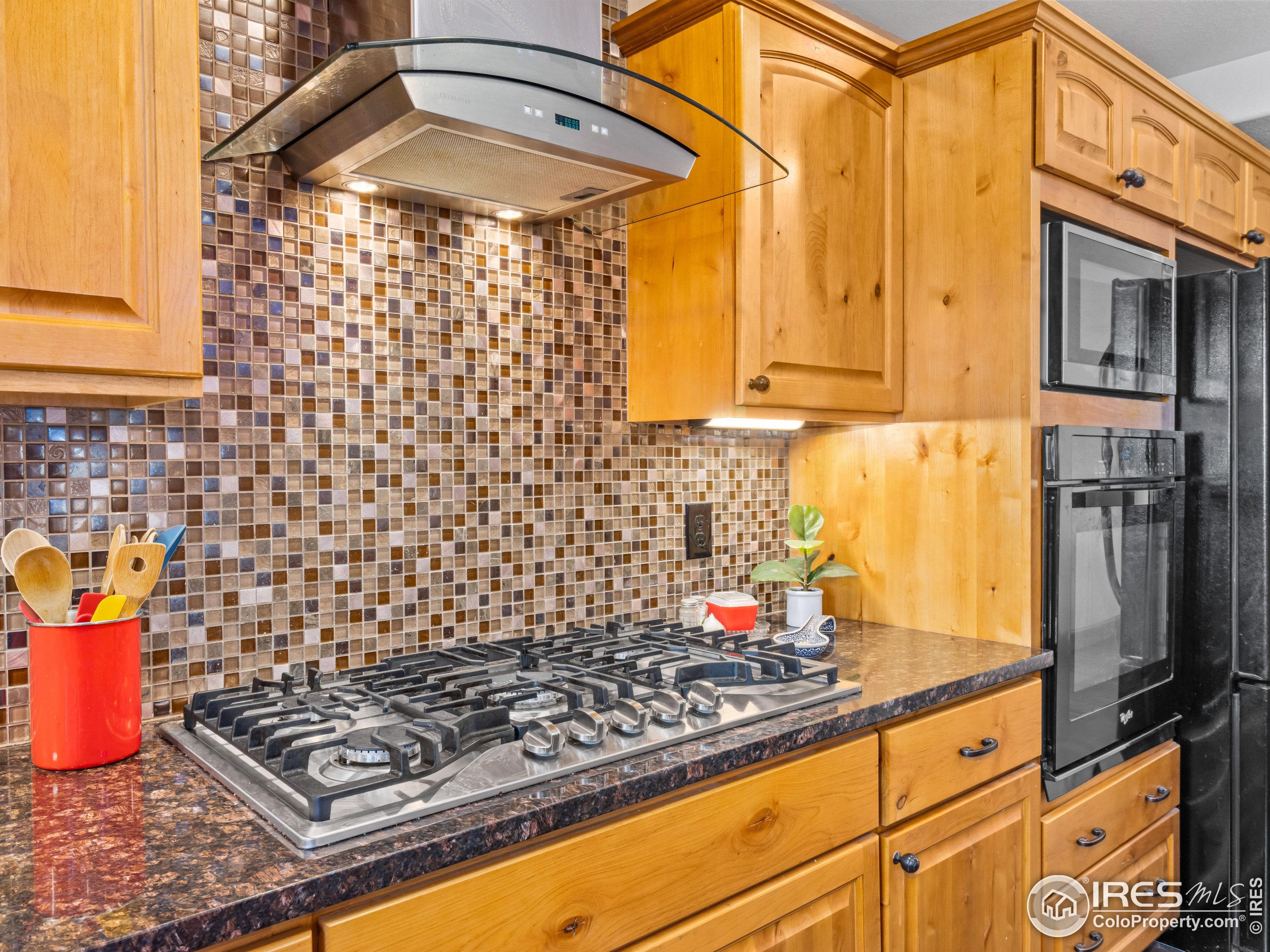 609 Whispering Pines Dr