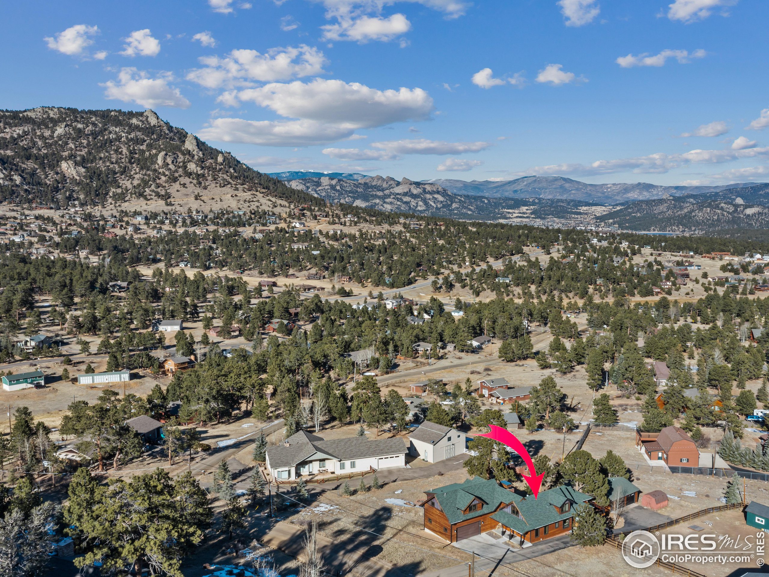609 Whispering Pines Dr