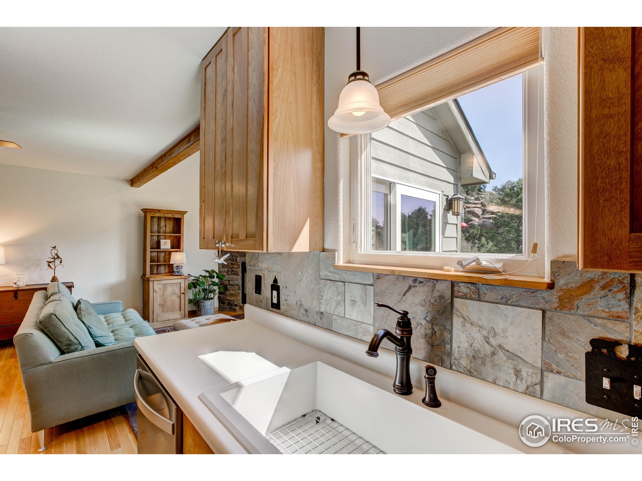 490 MacGregor Ave