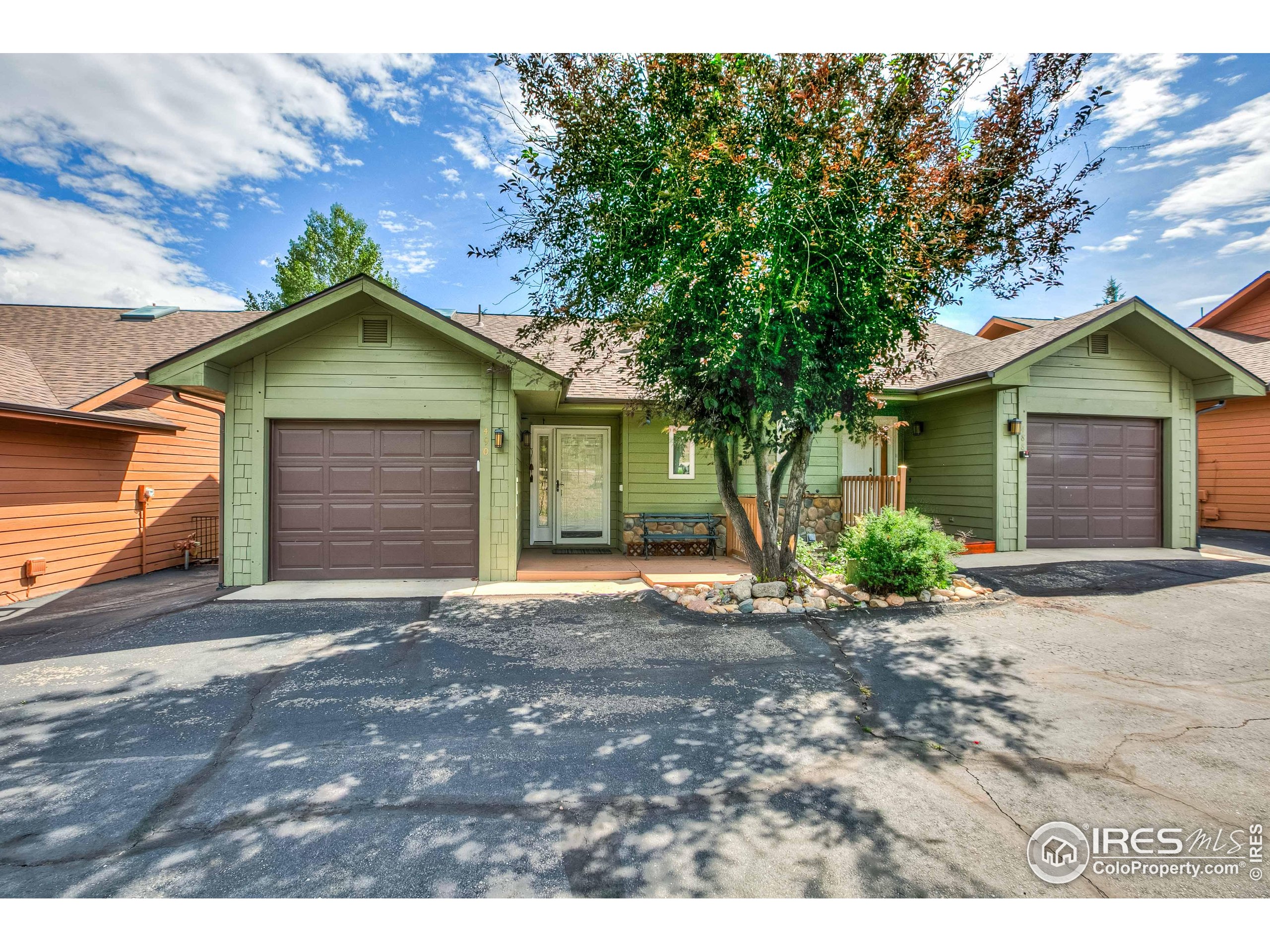 490 MacGregor Ave