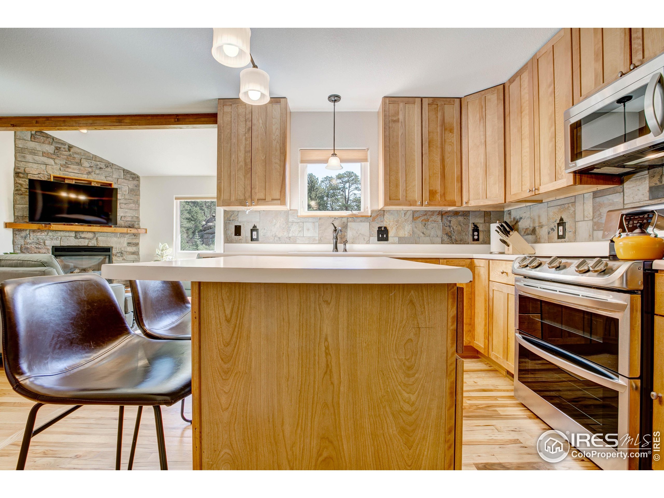 490 MacGregor Ave