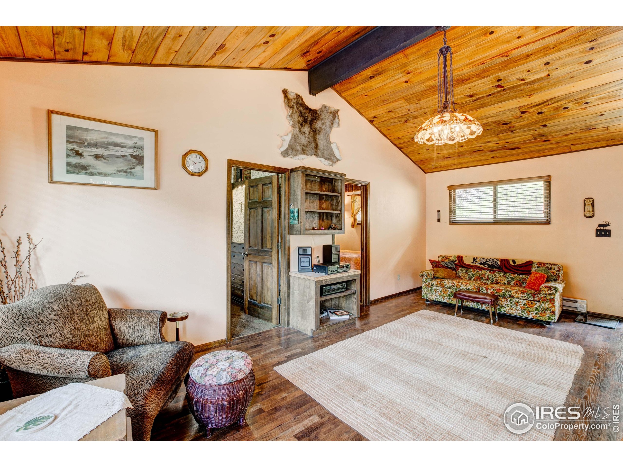 1142 Streamside Dr