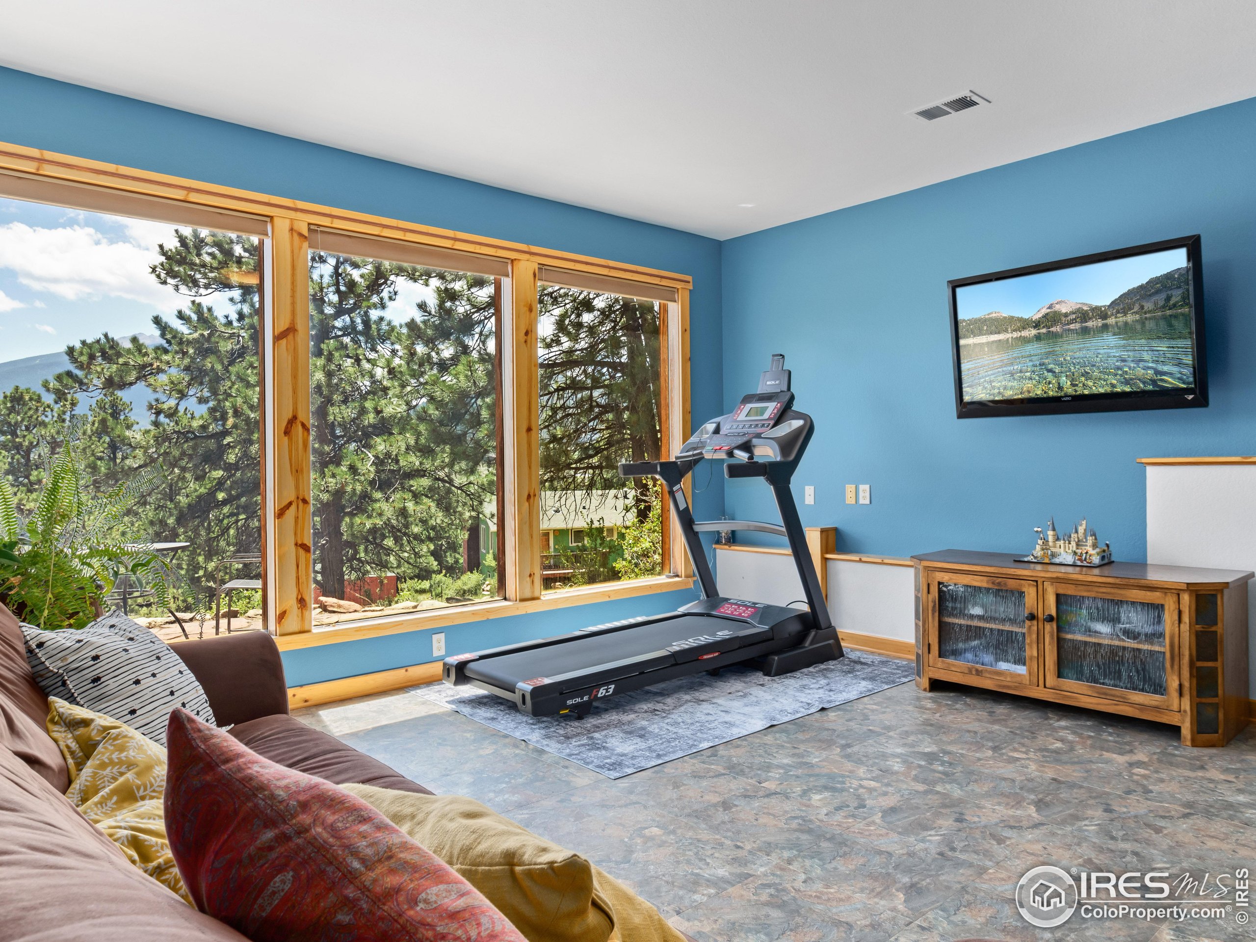 1590 Prospect Mountain Dr