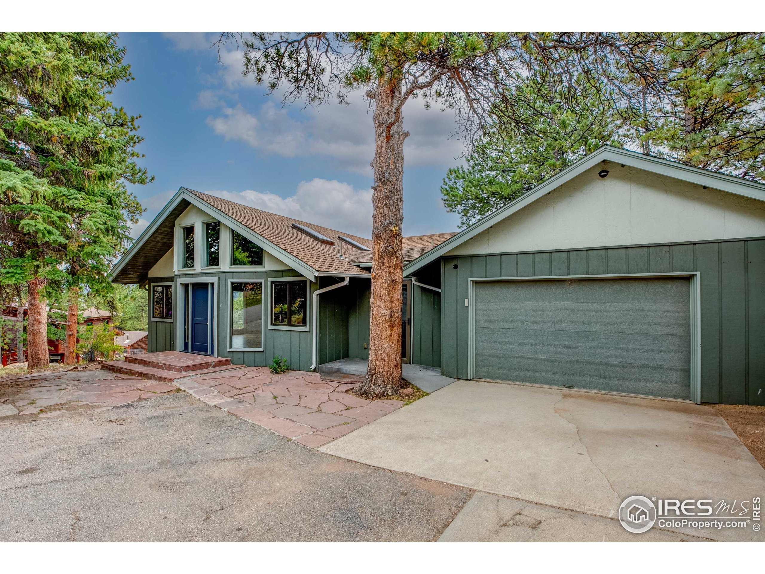 1033 Tranquil Ln