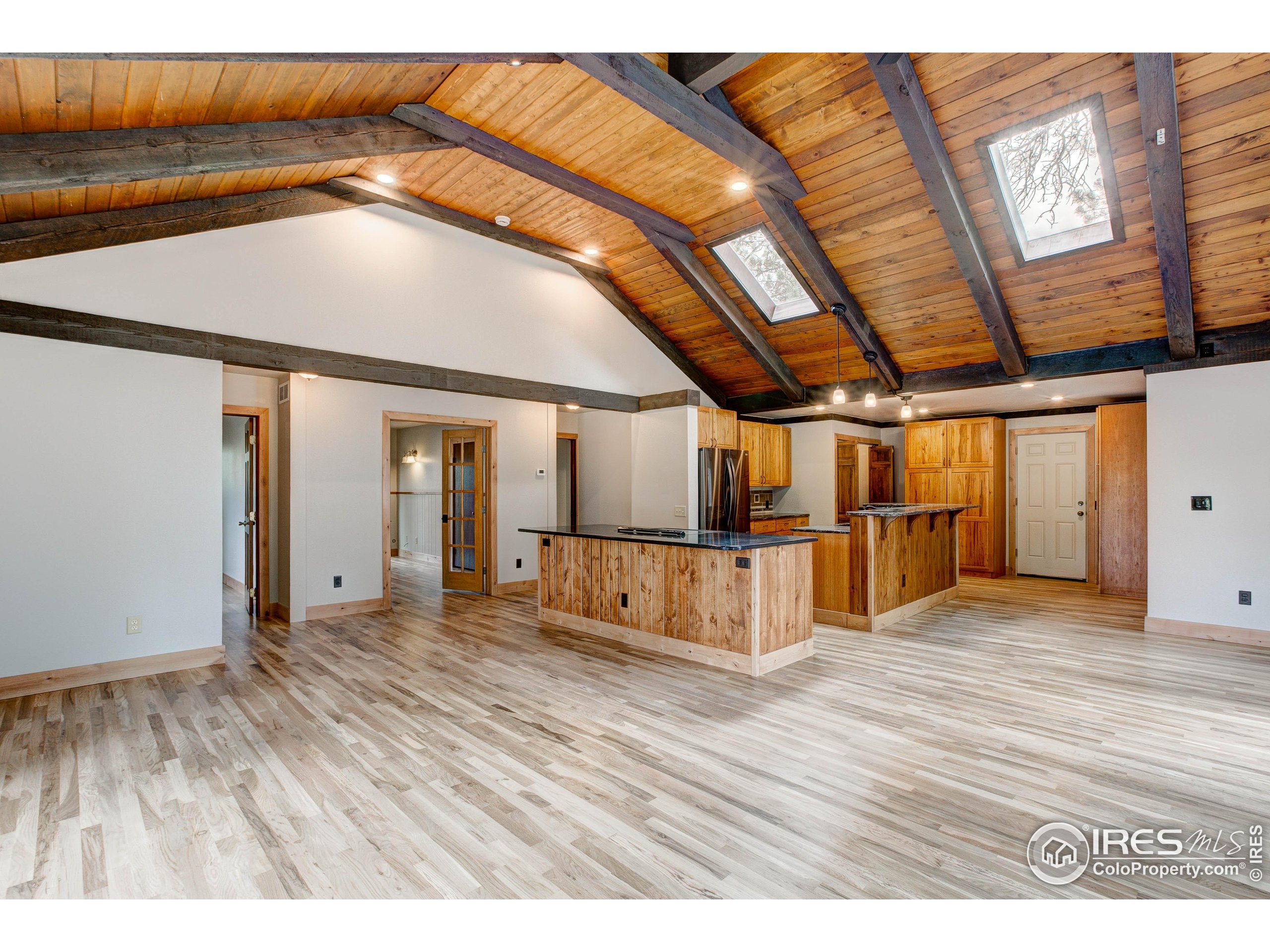 1033 Tranquil Ln