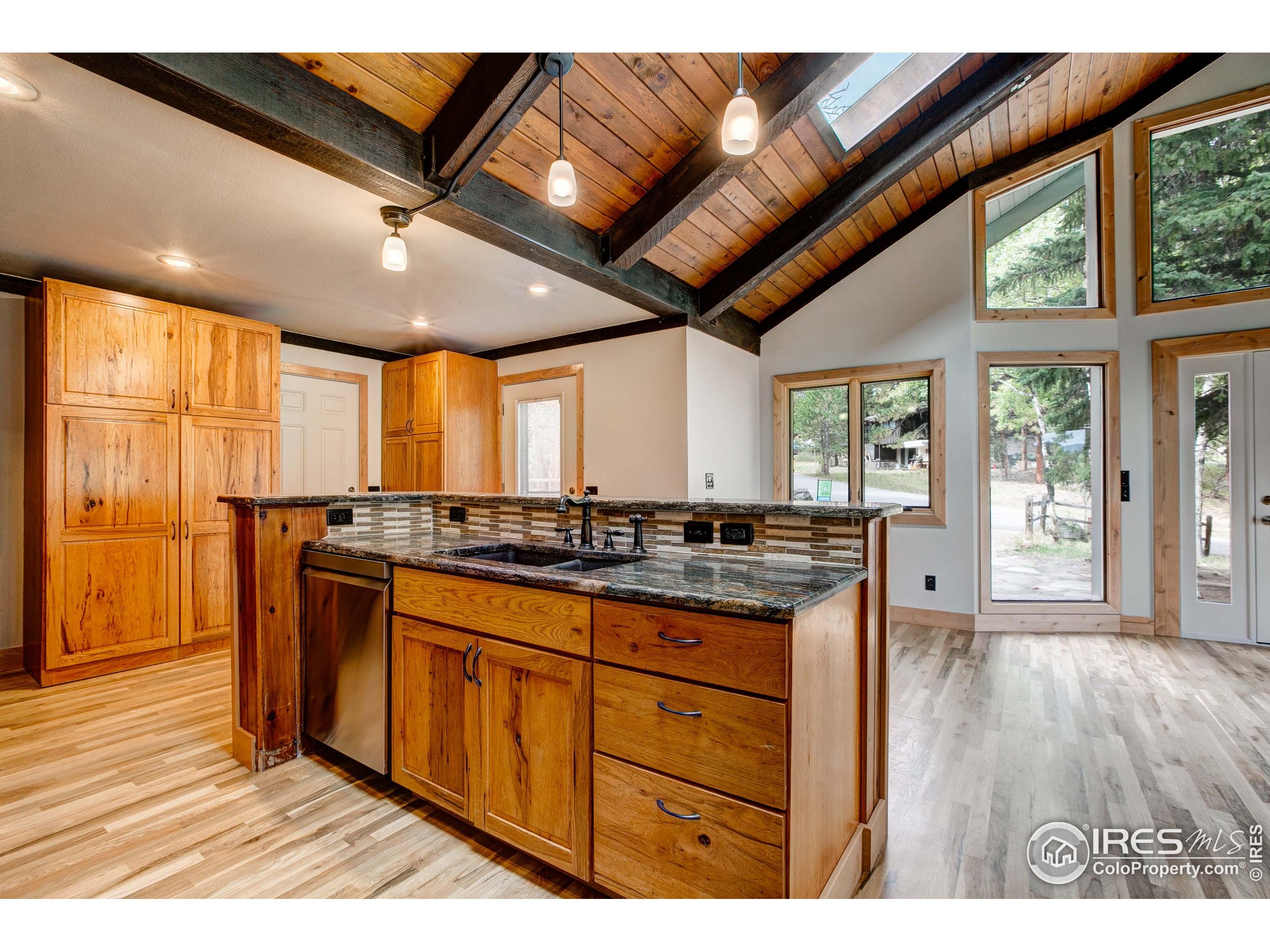 1033 Tranquil Ln