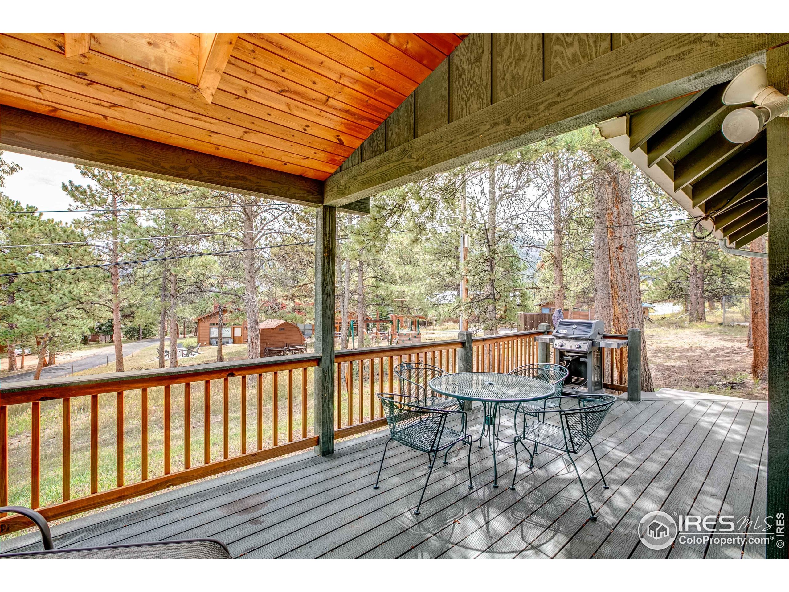 1033 Tranquil Ln