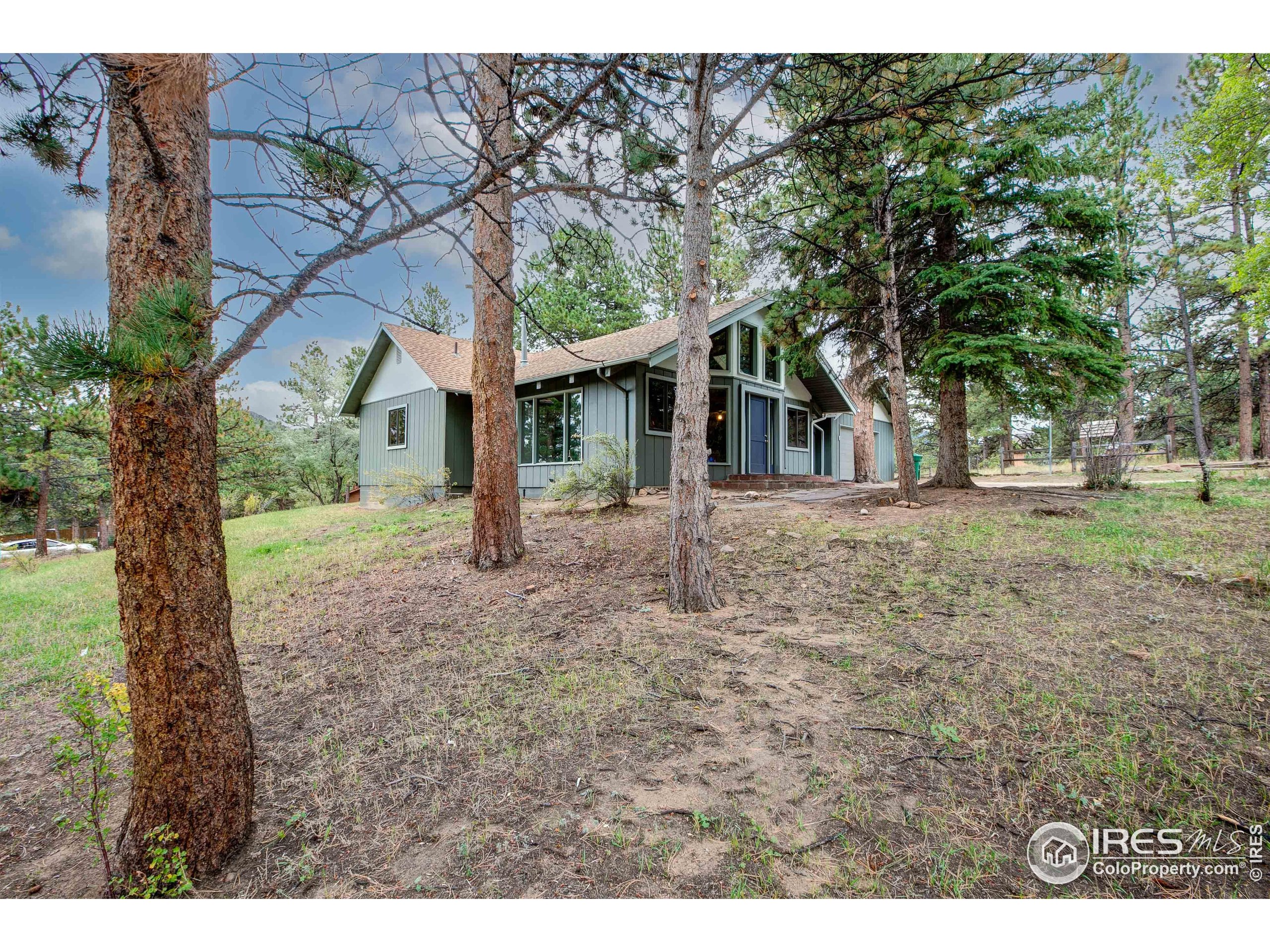 1033 Tranquil Ln