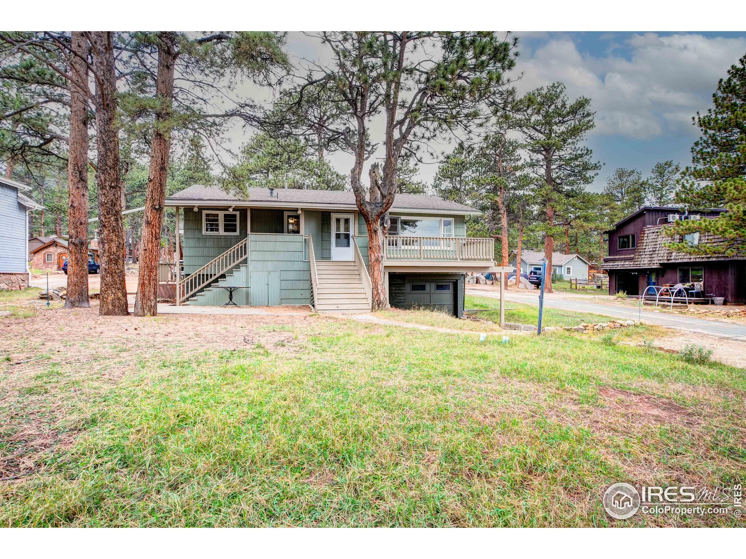 850 Shady Ln