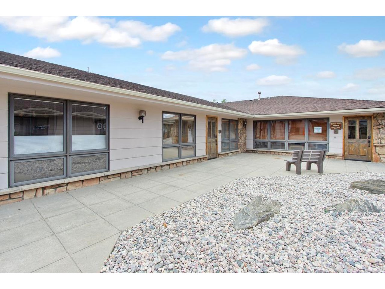 600 S Saint Vrain Ave 5