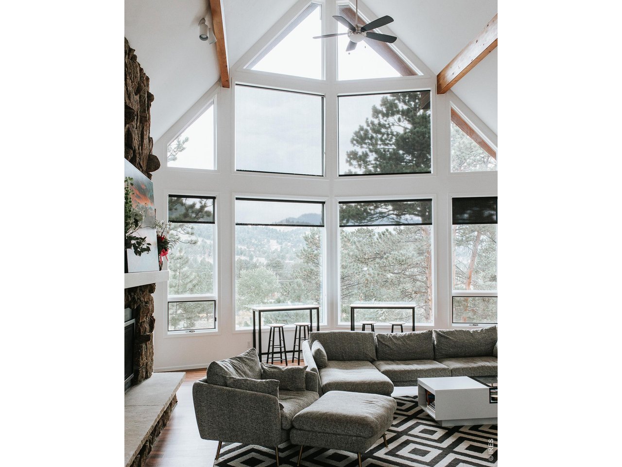 3202 Thunder Mountain Ln