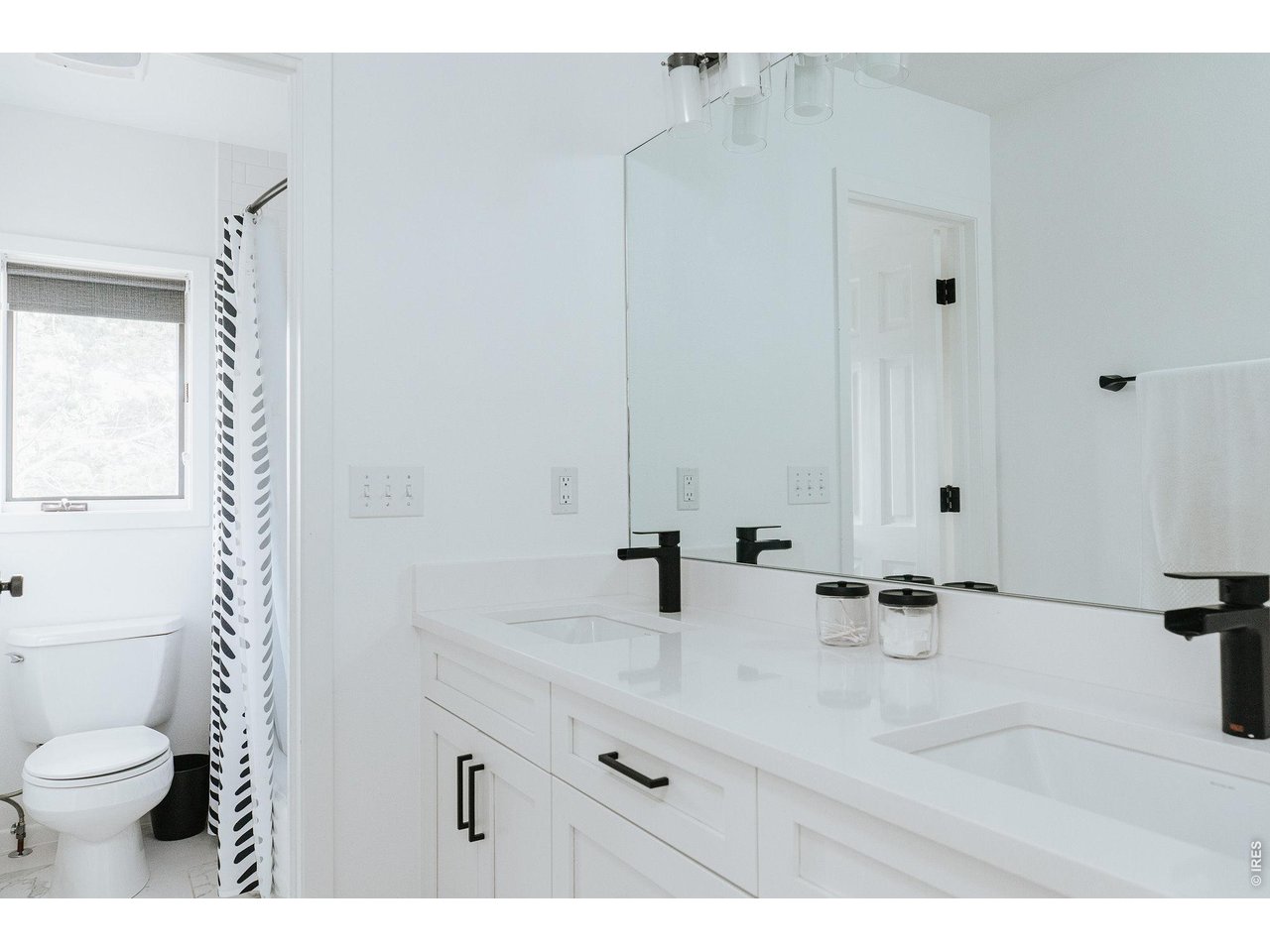 3202 Thunder Mountain Ln